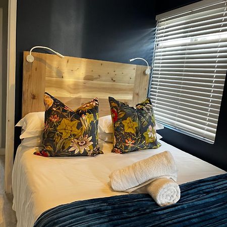Villa Seven On Flora- Hot Tub, Modern With Amazing Outside Area Hermanus Exterior foto