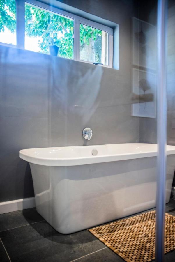 Villa Seven On Flora- Hot Tub, Modern With Amazing Outside Area Hermanus Exterior foto