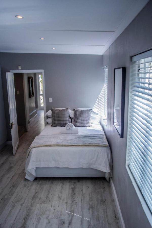 Villa Seven On Flora- Hot Tub, Modern With Amazing Outside Area Hermanus Exterior foto