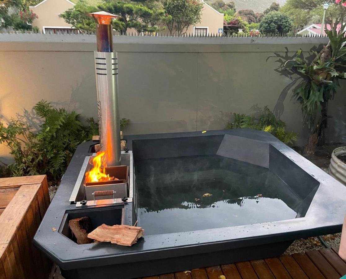 Villa Seven On Flora- Hot Tub, Modern With Amazing Outside Area Hermanus Exterior foto
